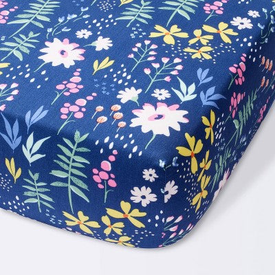 Fitted Crib Sheet Wildflower Dark - Cloud Island™ Navy Floral