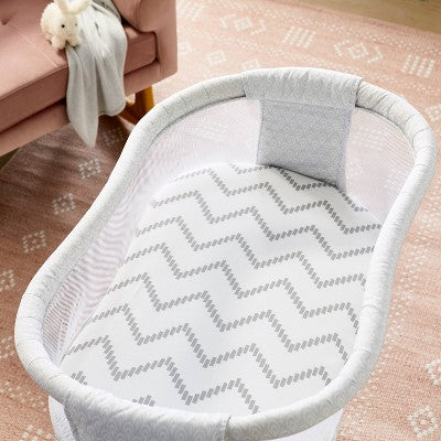 Jersey Bassinet Sheet - Cloud Island™ Gray Chevron And Solid Gray - 2pk