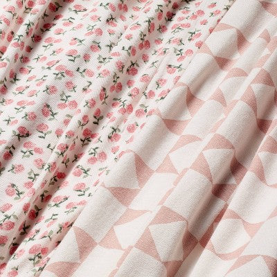  Fitted Jersey Crib Sheet - Ditsy Rose - 2pk - Cloud Island™