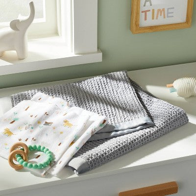  Waffle Blanket - Cloud Island™ Gray