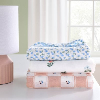  Muslin Swaddle Baby Blanket - Traditional Floral - 3pk - Cloud Island™