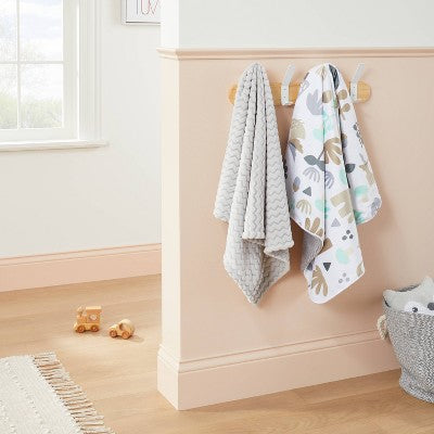  Plush Embossed Baby Blanket Chevron - Cloud Island™ Gray - 100 Each