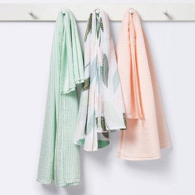  Muslin Swaddle Blankets Blooms - Cloud Island™ 3pk