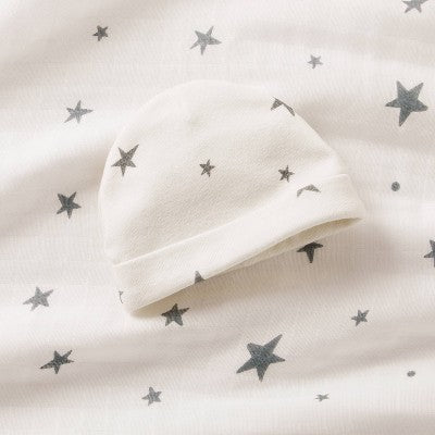  Hospital Muslin Swaddle Baby Blanket And Hat Gift Set - Cream And Gray Stars - 2pk - Cloud Island™