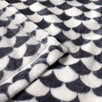  Black And White Scallop Halloween Baby Blanket - Cloud Island™