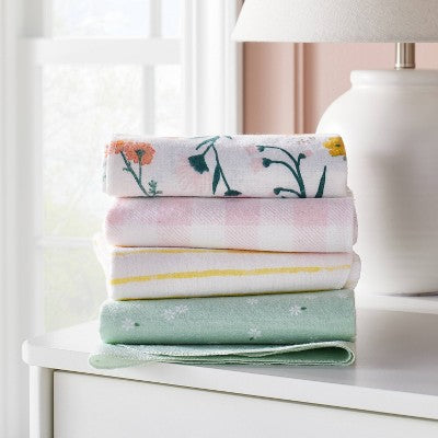  Flannel Baby Blanket - Cloud Island™ Garden Floral - 4pk