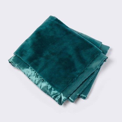  Solid Satin Edge Plush Baby Blanket - Green - Cloud Island™
